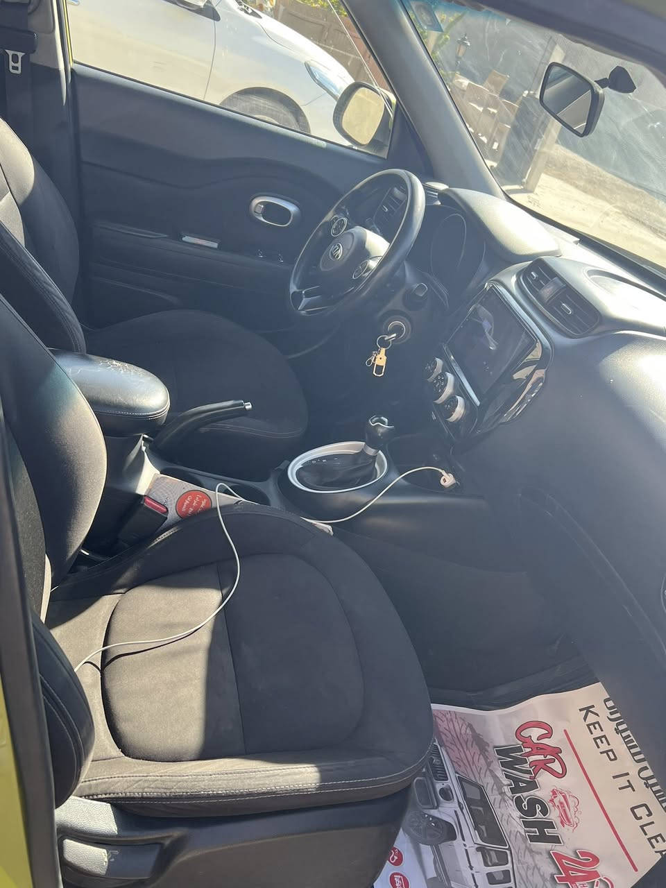 كيا سول ٢٠١٧ ماشيه ٦٥الف محرك ١٦٠٠gdiمكان السياره بغداد الدوره السعر 85$وبيها مجال الضرر مالتها موضح بل سونار سياره مال بيت ***********
