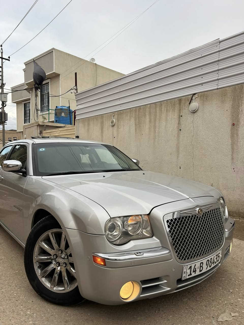 اوباما دخول جديد مزاد لبيع
سلام عليكم 
اوباما مزاد كمركي دخول جديد للبيع 
مديل 2009 اصل 
رقم بصرة دولي تسجيل جديد بسمي تحويل ثاني يوم 
سياره فول مواصفات هيمي فتحه سقف كشنات جلد كهرباء تحكم دواسات شاشه امرايات كهرباء 
سياره جديده كلش وجاهزه من كلشي حدادة تخم تاير مكينه كير 5700 بلكارتون تبريد ثلج 
سياره كفاله من ظربه وكص ونقل جثه والأصوليات ولضباره 
المكان البصرة ابو الخصيب السعر 135 وبيه مجال 
لاستفسار ***********
