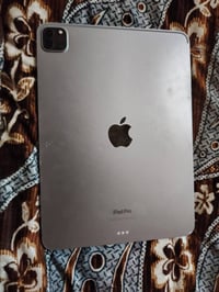 ايباد M2 • ١٢٨ • بطارية ١٠٠%