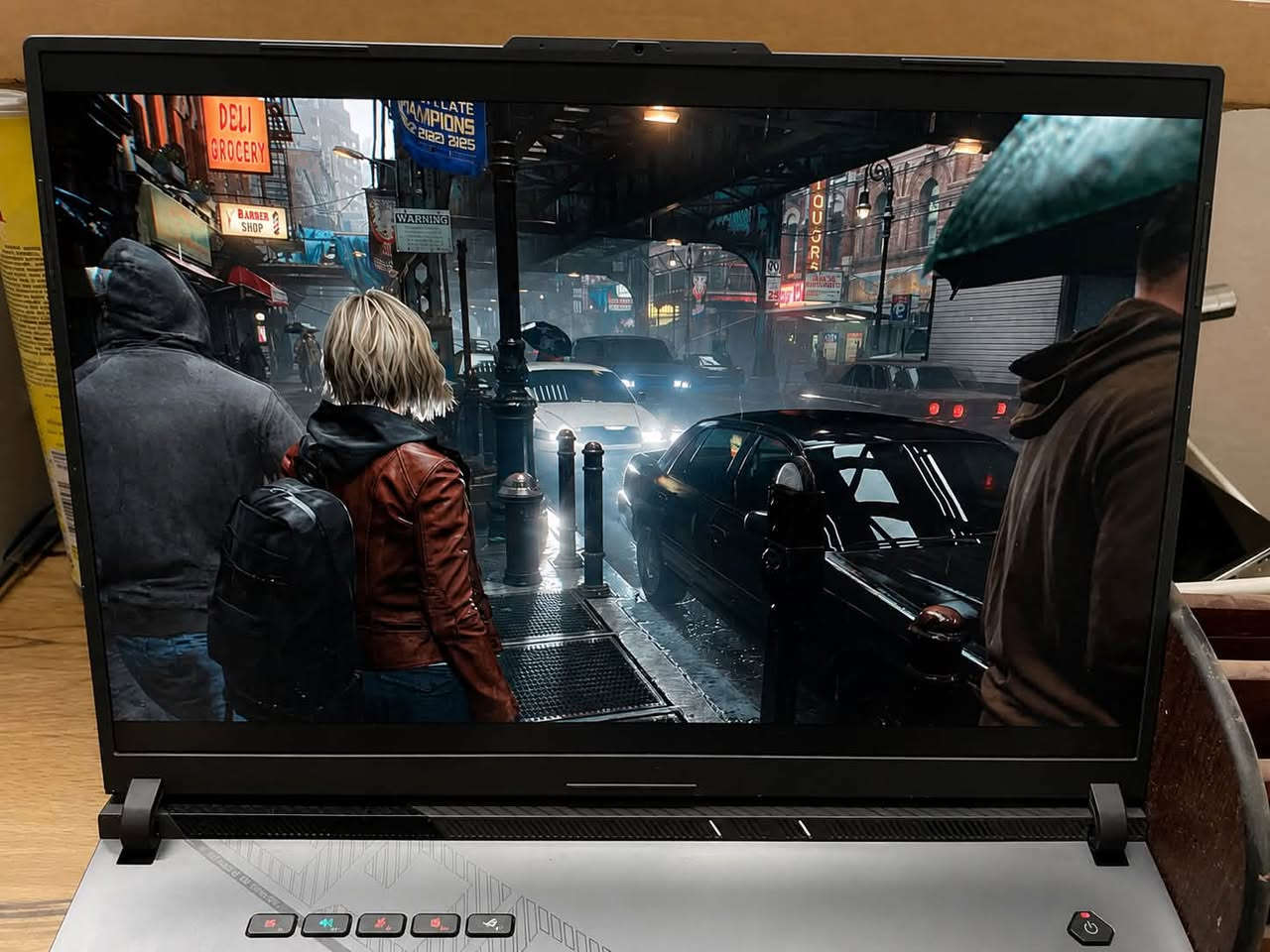 العملاق الاندر بعالم اللابتوبات المحموله
ال ASUS ROG STRIX G18 
اللابتوب نضافه عاليه بدون خلل مضمون من اي عطل 
ياتي بعتاد مميز جدا

شاشه عملاقه 18.1 انش بدقه WQHD+ دقه عاليه بمعدل تحديث خارق 240Hz 
سرعه استجابه ضوئيه تبلغ 4MSملي ثانيه 

معالج وحش كاسر من انتل
Core i9-14900HX -32Cpu / 5.85GHZ BOOSTED 
اقصى نسخه يحوي 32كور خارق يرتفع حتى 5.85كيكاهرتز 

كرت شاشه تحفه من 
Nvidia RTX 4060-150W extreme 8GB
فول واط اداء خارق 

رامات عملاقه 32GB نوع DDR5 وهارد تخزين عملاق اثنان تيرا نوع m.2 

كيبورد اضائه تخصصيه لكل زر و اضائه للضهر و اضاءه سفليه متكامله 

صوت ستيريو محيطي ٦ سبيكرات 

خواص G-cync وخواص ال advanced mux switch جميعها مدعومه 

مثبت عليه اخر الكيمنك الحديث 
Resident evil 9/ crimson desert / assassin creed black flag / 0007 first light 

اكيد اللابتوب خارق لجميع الاستخدامات 

سعره حاليا عند وكاله الريان ٣ مليون و ٤٠٠ الف كما موضح بالصور  طبعا لنسخه ١ تيرا والعندي ٢ تيرا

السعر المطلوب ((اثنان مليون و ٢٠٠ الف )) او مراوس باقل و اخذ فرق مو مشكله
بغداد قرب البياع و متوفر التوصيل

للتواصل***********
