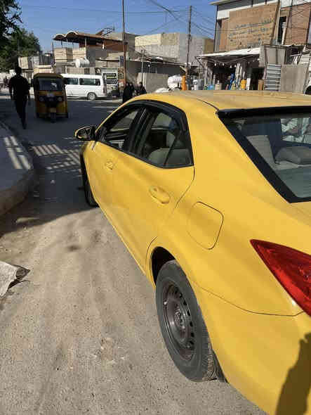 كورلا موديل ١٥ تخم تاير جديد مكينة وكير خير من اللة تبريد شغال ثلج سعرها ١٢٨ ورقة باتري جديد صدر جديد 
أي استفسار ***********
السيارة جاهزة من كلشي 
مكاني بغداد
