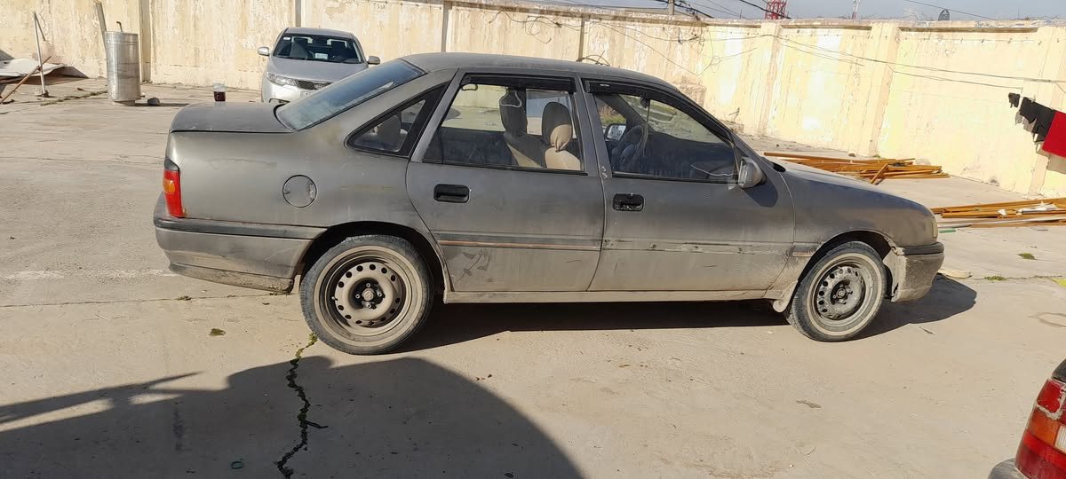 السلام عليكم اوبل فكترا حجم ١٦ رقم ألماني مشروع وطني سنويه لغايه ٢٩  السعر ٣٠ وبيها مجال اي استفسار علرقم تريد وكاله واتريد تحويل اتصل *********** مكاني موصل ايمن غزلاني
