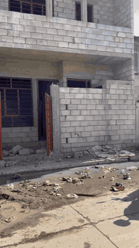 هيكل المساحه 60متر حي الانتصار شارع 30خلف اسواق الخفاجي مباشر سند طابو شرط التحويل او قرار تمليك السعر 39وبي مجال مكتب ابو عدنان شارع 60 مقابل مول سنتر الانتصار مباشر رقم الهاتف *********** رقم الهاتف ***********
