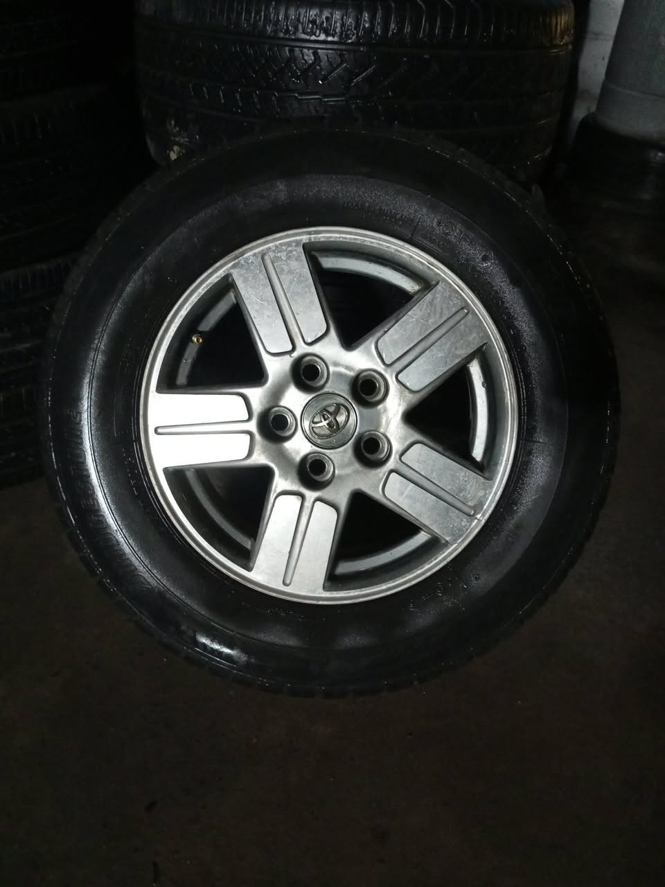 تاقم ویل 
چوار تایەی بیلادی یابانی لەسەرە
بۆ فرۆشتن یان گۆڕینەوە
لەسلێمانیم 
***********
***********
نرخ 135 $
