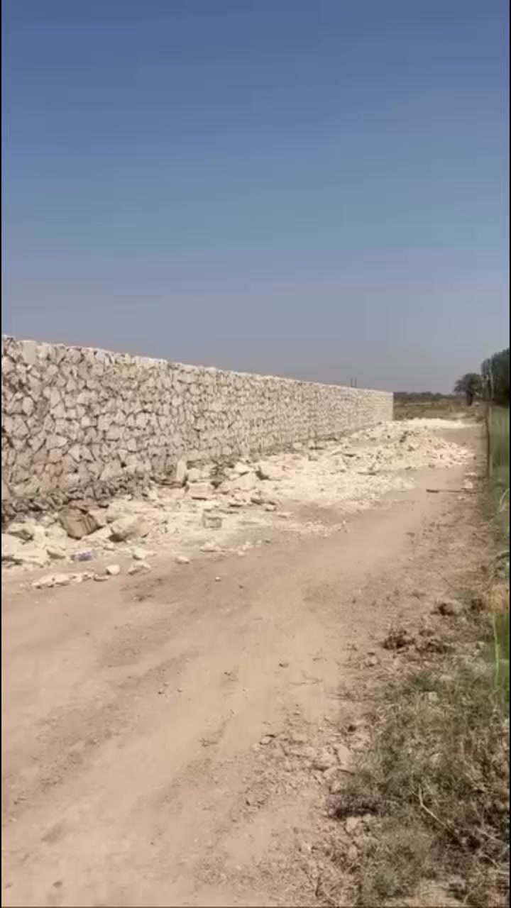 - السَلام ؏ـليڪُم ، 
- ⁠- توجد  دوانم للبيع - 
- ⁠الموقع : بغداد _ الدورة _ عرب جبور - يرهم بيع تقطيع حسب المساحة المطلوبة- خدمات كاملة ( ماء _كهرباء _تبليط) 
- ⁠- تبعد عن التبليط 150 متر 
- ⁠يصلح مزرعة 
- ⁠سعر الدونم الواحد ب 70 مليون 
- ⁠- ☎️ للأستفسار التواصل  ع الخاص او واتساب ***********
