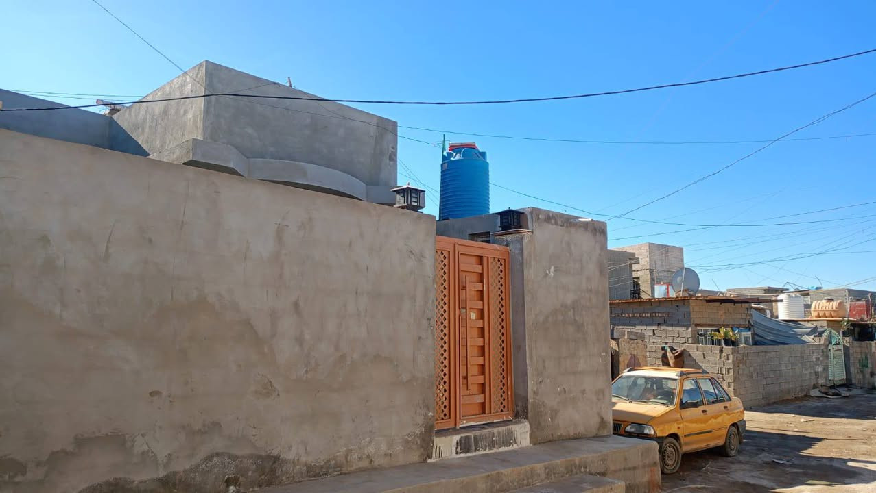 بيت للبيع مساحة 160م الغزالية نهاية شارع المركز (مجمع السيدة زينب)
كامل الخدمات/ كهرباء خطين/ماء/مجاري.. قريب على الشارع الرئيسي.للاستفسار التواصل على الارقام التالي 
***********
***********
