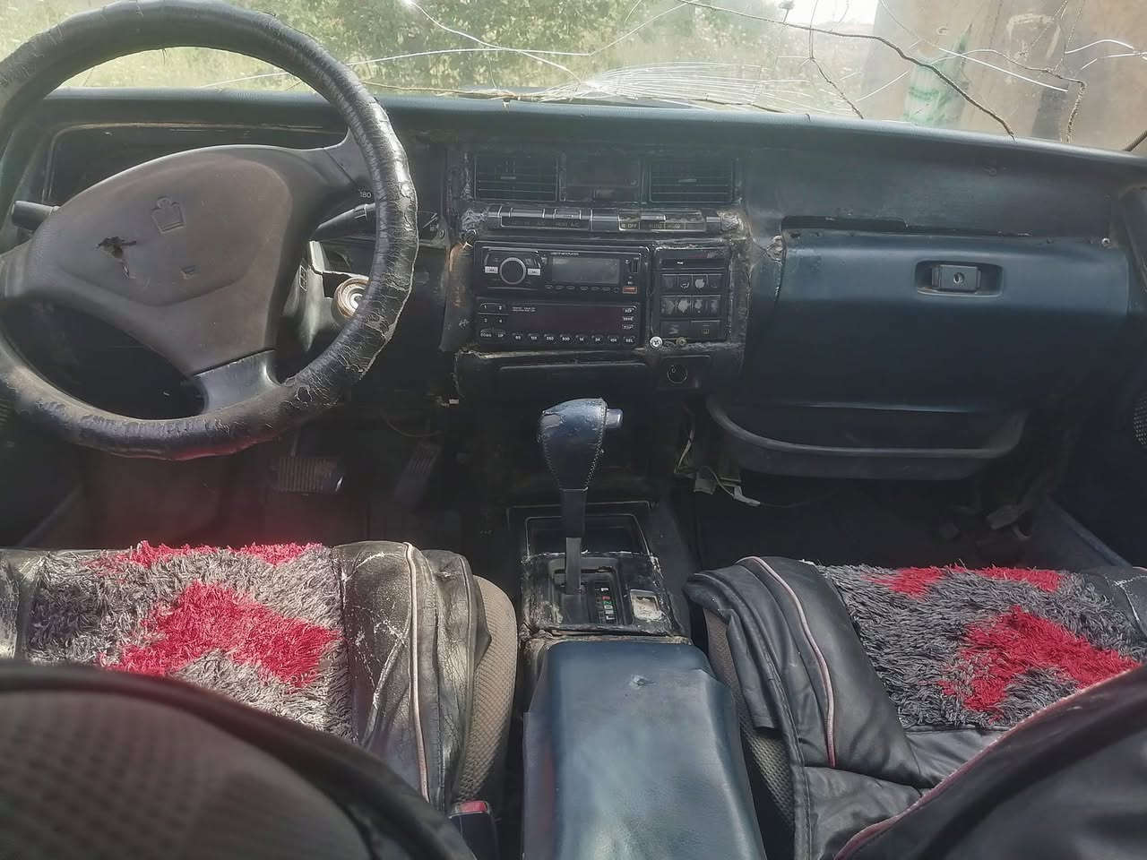 سلام عليكم سياره أرنب للبيع حبل بدون رقم محرك كيرشرط صدر زين تايرات نظاف كهربايات شغاله سعر١٥ وبيه مجال الستفسارتصال ***********
