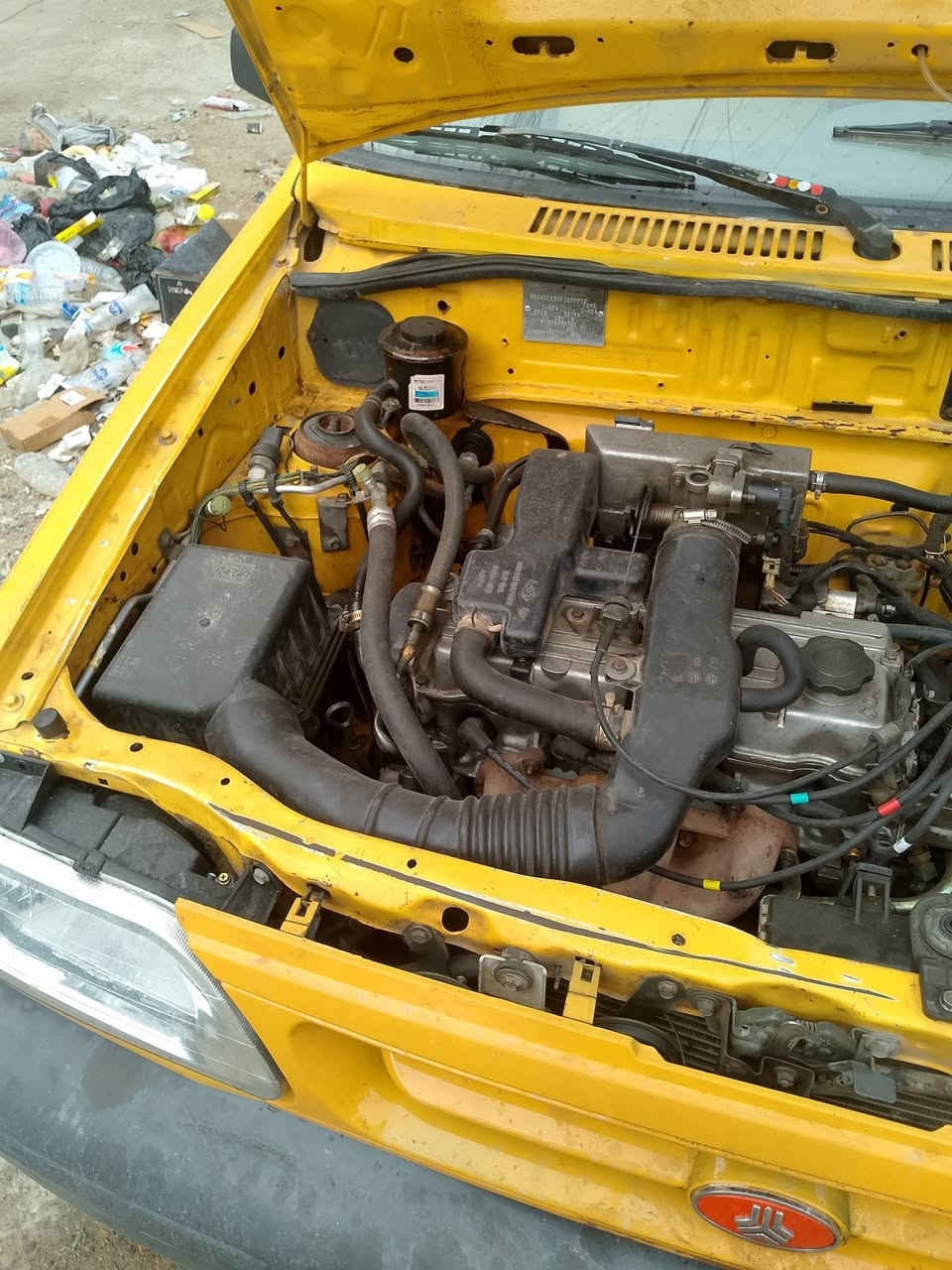 سايبا 13 بلاديه بيهه بارد بالجاملغ الخلفي المحرك بيه رنكات ناعمه تخمم تاير مصفره هيئه وغرامات باسمي السعر 26 موبايل ***********
