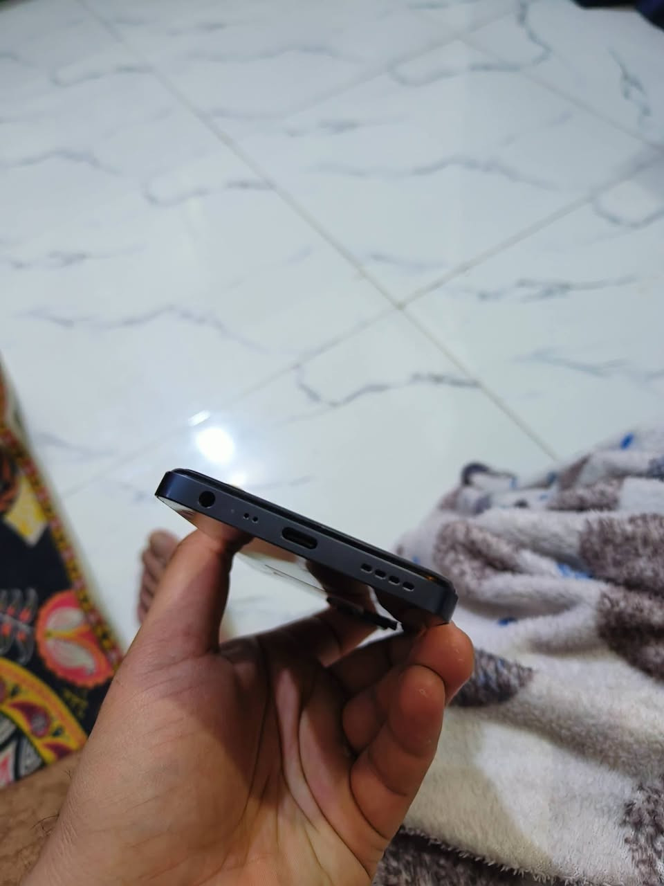 ربلمي c35
ذاكرة 128 عشوائيا 8 بطارية 5 الاف مايصرف ابد تنسا بل شحن
صوت عالي كامرات حلوه جهاز نضيف مابي عطل بصمه جانبيه شغاله 
مكاني الناصرية مركز السعر 85 الف


**إذا كنت صاحب هذا الإعلان وتريد حذفه لأي سبب، رجاءا أرسل رسالة إلى الدعم الفني**