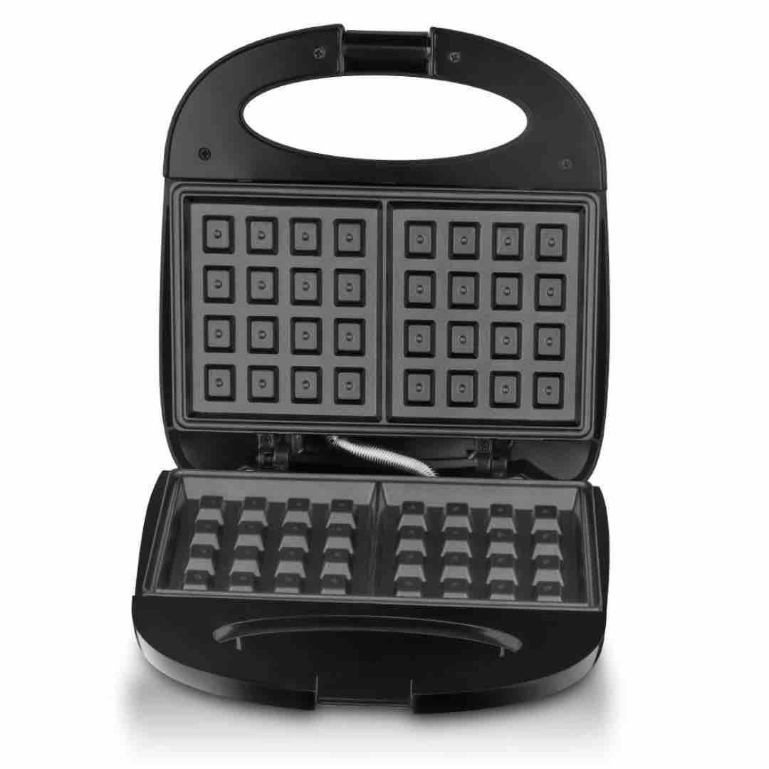 سلام عليكم أتوفر من جديد كميات مال وفل السعر 21 رقمي وتساب *********** تأتي بلوحة تسخين مزدوجة طلاء غير لاصق لسهولة التنظيف سريعة التحضير و سهلة العمل والتنظيف توزيع حرارة متساويين اقدام مقاومة للانزلاق قفل أمان للحماية أثناء التشغيل مؤشرات ضوئية توضح حالة التشغيل والاستعداد القدرة 850 واط
