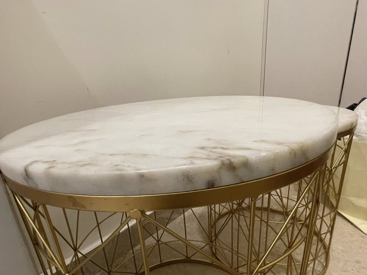 طبلات جانبية عدد ٢ القاعدة حديد لون ذهبي والسطح مرمر ثقيل بدون اي ضرر للبيع السعر خاص


**إذا كنت صاحب هذا الإعلان وتريد حذفه لأي سبب، رجاءا أرسل رسالة إلى الدعم الفني**