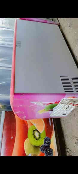 اسلام عليكم عارضات عامودي و افقي يوكر تركي اصلي شرط النضافه وتبريد العنوان بغداد حي البتول الشراي ينتصل ***********
