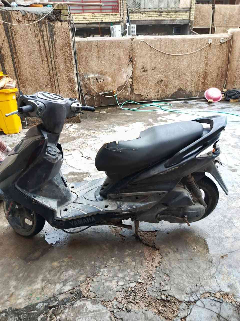 السلام عليكم دراجة سكنس للبيع شوف عينك كفرات تعبانه الدراجة شغاله وكهربائيات شغاله العنوان الامين الشهداء

‭0773 600 5772
