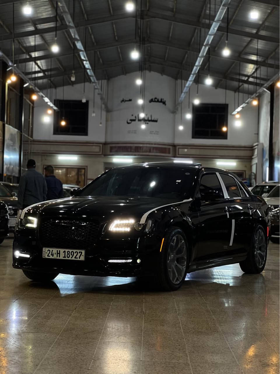 اللهم مصلى على محمد وآل محمد 
Chrysler 300S 2018 black edition 
فول فول فقط مابي رادار امامي

بانوراما دبل فتحة
كشن جلد
كشن تدفئة
كشن تبريد
كشن كهرباي 
حساس امامي خلفي
شاشة كبير
تحكمات ستيرن
مرايا قلاب ينزل
رادار خلفي 
رادار مرايا 
بجم عريض دبل لحية
لايتات ليد 

اخوان سيارة كلين تايتل داخلل عراق اهنا جاملغ مسويتها صبغ بس على مود شخط صورة موجود يمنا حتى جاملغ مامفتوح .
سنوي هزة فحص كلها جديد حتى ٢٠٣١ بسمي تحويل وكالة نفس يوم
عنوان اربيل
***********   وتساب أربيل, العراق
