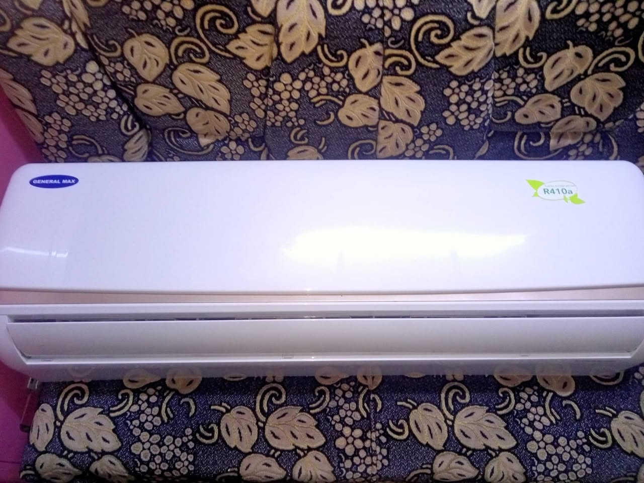 السلام عليكم عندي سپلت جنرال ماكس  طنين وسدس مستخدم شهرين بس بدون بواري سعرو ،350وبي مجال قليل هذا رقمي ***********
