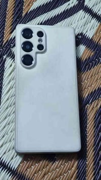 اس25الترا اماراتي يعني مو اصلي ذاكره128رام 8+8 مستعمل سبوع ملحقات كامل...