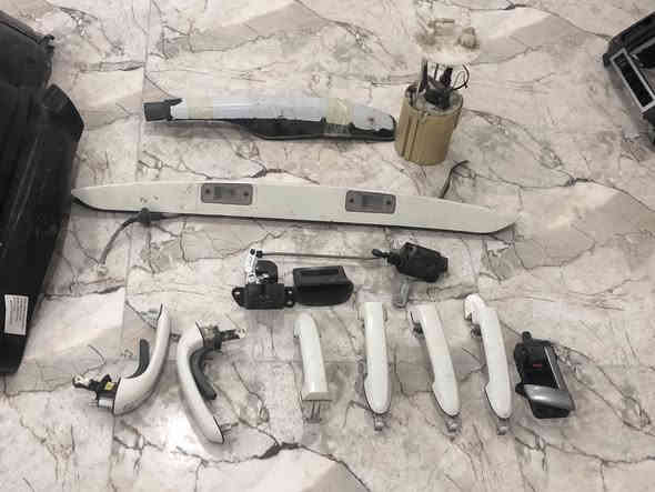 السلام عليكم للبيع غراض سنتافيا ٢٠١٢ قيم وخذ بمايرضئ الله مكان حله ***********
