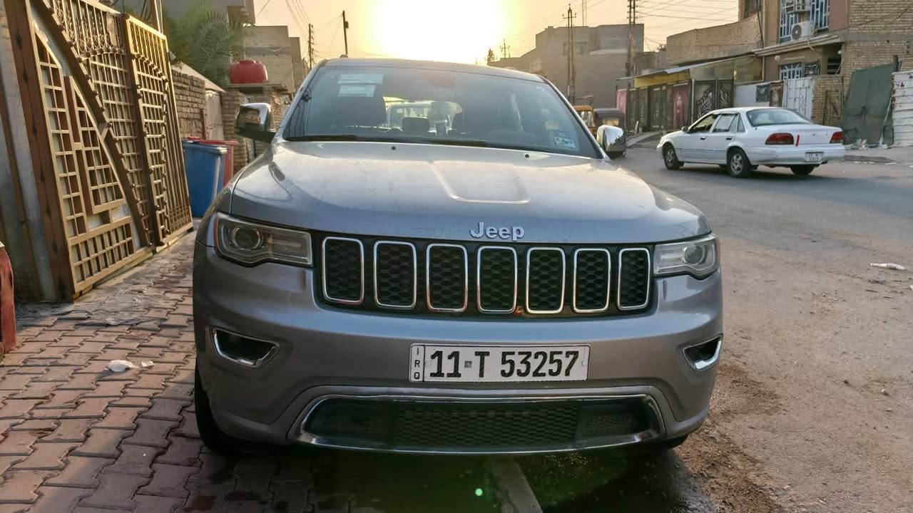 السلام عليكم
جيب فول مواصفات لمتد سيارة نضيفة تحكمات مالتة كله موجودة 
عنواني بغداد الحرية 
الاتصال ***********
