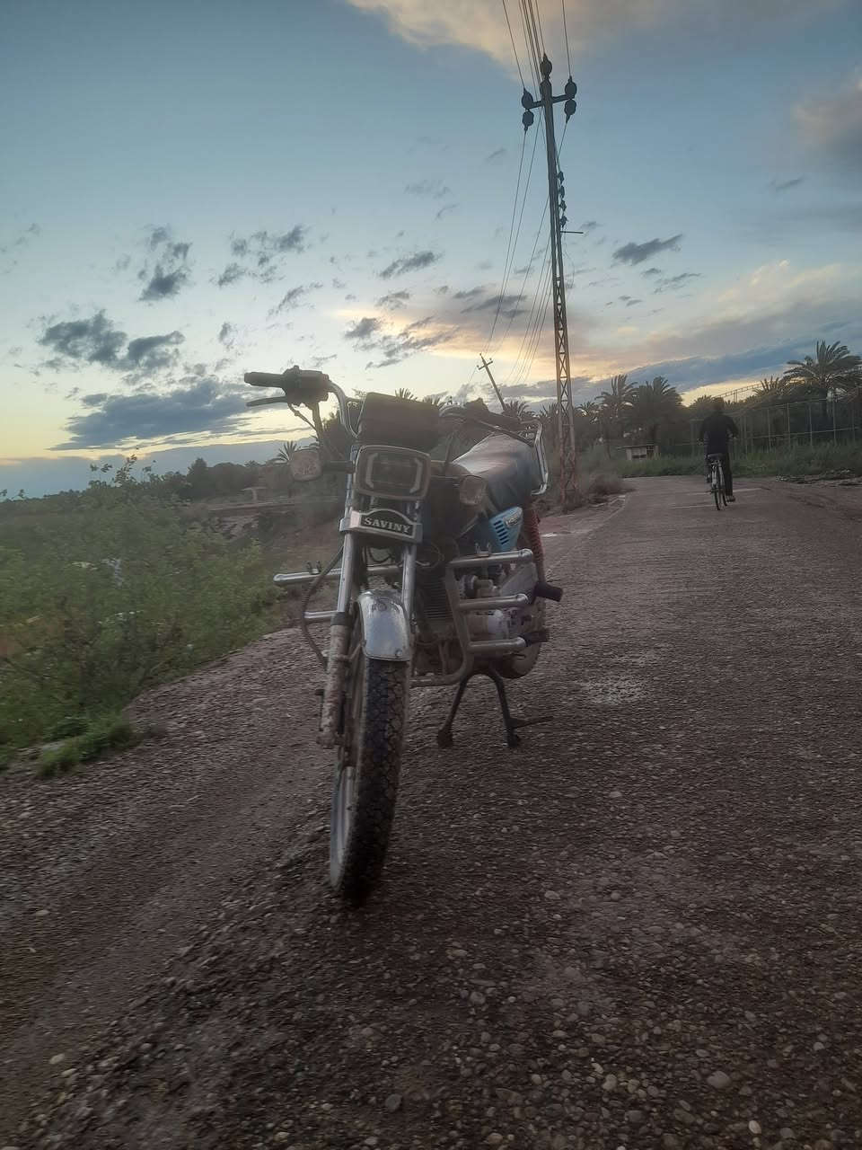 السلام عليكم
مرخصت مدير الگروب 
متاح دراجه للبيع سيفان موديل 2022سعرها 400 وبيها مجال للناس الطيبه 🌹
مكاني تاجي منطقت الشيخ حمد قرب جامع الشيخ حمد 
رقمي ***********
