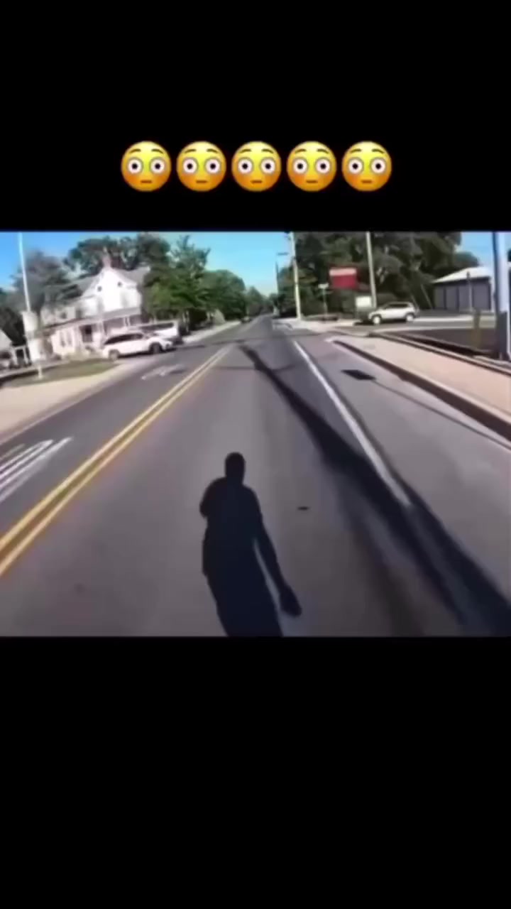 🔹ماوس كمبيوتر

🔸ماوس أنيق ألوان متعددة
 
🔹وتصميم مريح ثلاثي الأبعاد يقلل من إجهاد اليد مع استخدام طويل

🔸يدعم الاتصال اللاسلكي بتردد 2.4GHz لتجربة استخدام مستقرة حتى مسافة 10 أمتار و 360 درجة

🔹مزود بمستشعر بصري عالي الدقة، مناسب لجميع أنواع الأجهزة مثل اللابتوب الكمبيوتر، والماك

🔸متوافق مع أنظمة Windows / Mac / Linux

🔹يعمل بواسطة بطارية AAA واحدة بفعالية واستهلاك طاقة منخفض الإطالة عمر البطارية

🔸تصميم صديق للبيئة وعملي بتركيب مباشر دون الحاجة لأي تعريف ( Plug

(Play

🔹عجلة تمرير، أزرار قوية تدوم حتى 3 ملايين نقرة

🔸مزود بمنفذ USB Nano صغير لتوصيل سريع و دقيق

🔹الابعاد : الطول 10 العرض 6cm

🔸السعر 8,000 دينار عراقي بس التوصيل مجاني

🔹لطلب المنتج الرجاء مراسلة الصفحة او الاتصال وسيتم توصيل المنتج خلال 24 ساعة او بالحد الاقصى يومين.

🔸تابع الصفحة واعمل لايك ومشاركة لنشر مزيد من المنتجات. #اكسبلور #منتجات #الكترونيات


**إذا كنت صاحب هذا الإعلان وتريد حذفه لأي سبب، رجاءا أرسل رسالة إلى الدعم الفني**