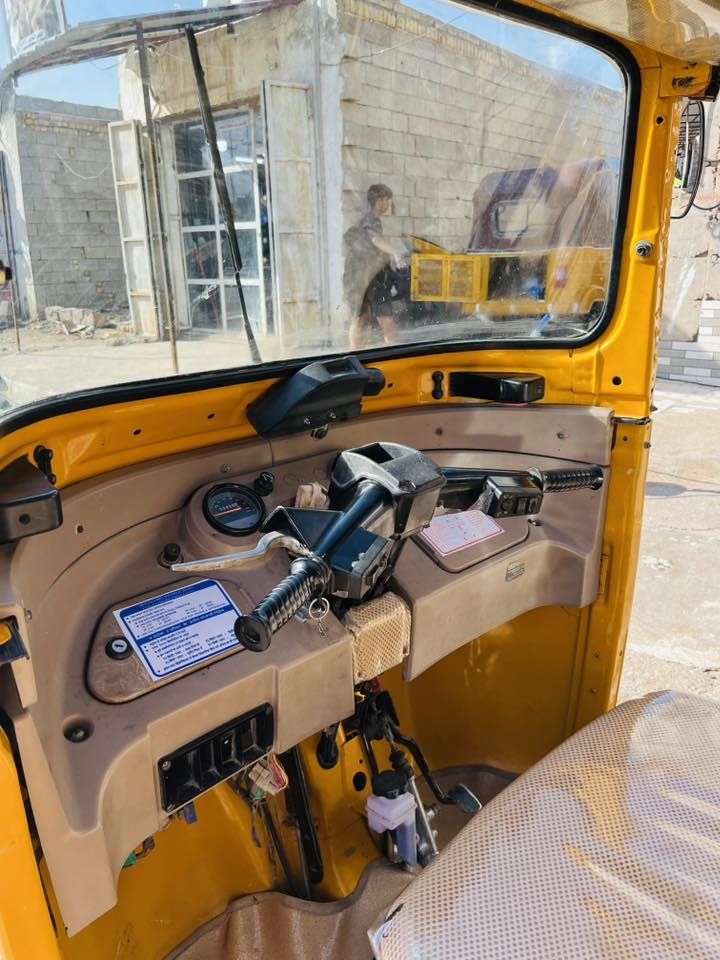 20 سنويه ولوحات العنوان المجر الكبير. ***********
