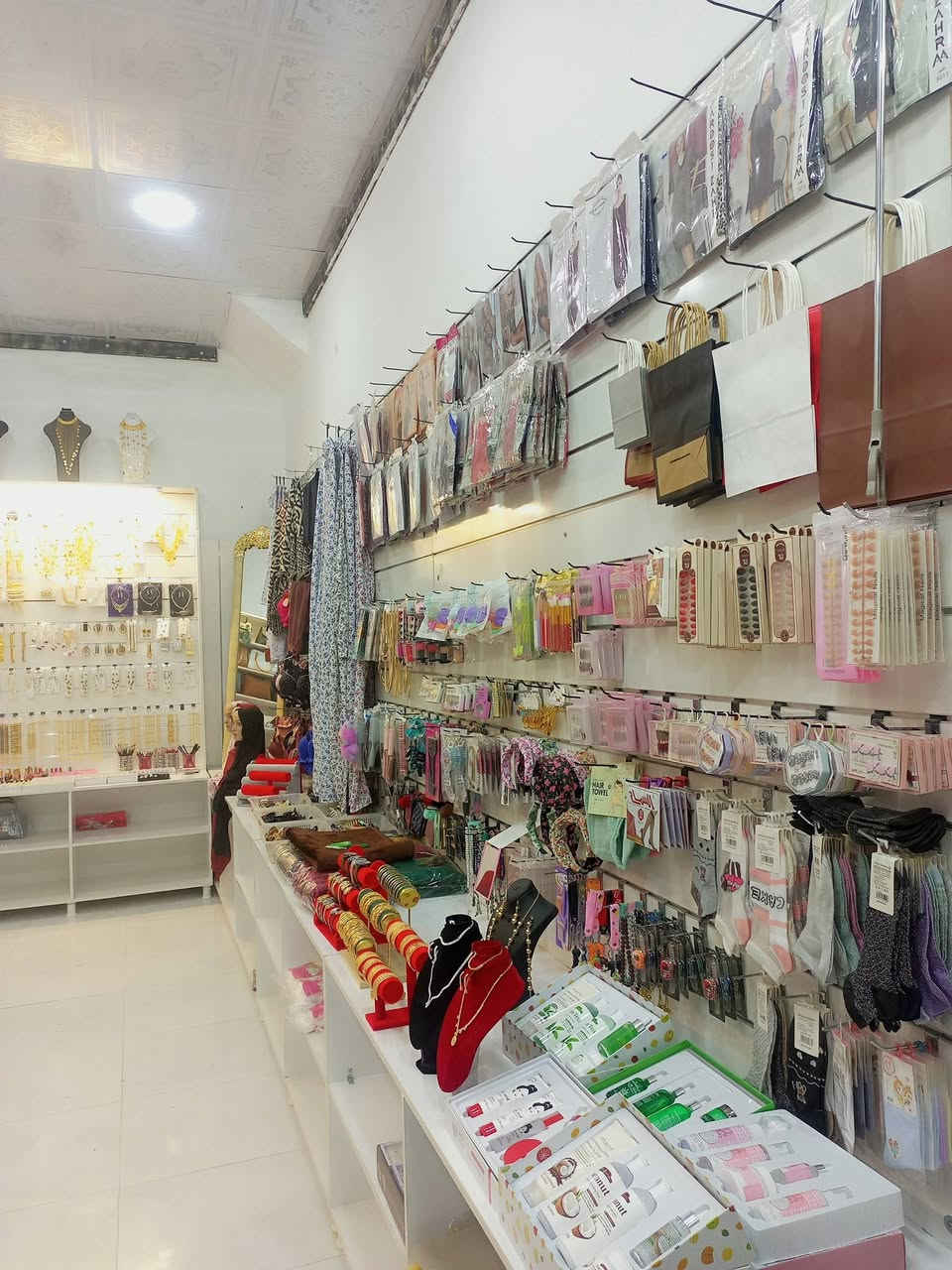 محل ئیجار سوق بنجاعلی دارللبیع


**إذا كنت صاحب هذا الإعلان وتريد حذفه لأي سبب، رجاءا أرسل رسالة إلى الدعم الفني**