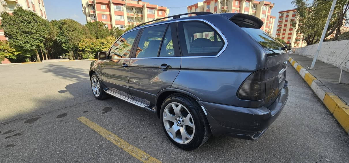 bmw x5 v8 4.4 
٣٦ وەرەقە و مەجالێکی زۆر کەم
سلاید 
کوشن جلد و کارەبا و هیتەر و خەزن
دەبڵ ئەکسل بە شەرت 
دەبڵ گێڕ 
مەکینە و گێڕ بە شەرتی ١٠ فیتەر 
کامل جاهیزە 
بێ نوقسانی بێ تەقەو ڕەقە 
*********** السليمانية, العراق
