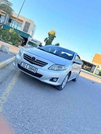 بعد التوكل على الله  للبيع سيارة تويوتا كورولا موديل 2008، مواصفات خلي...