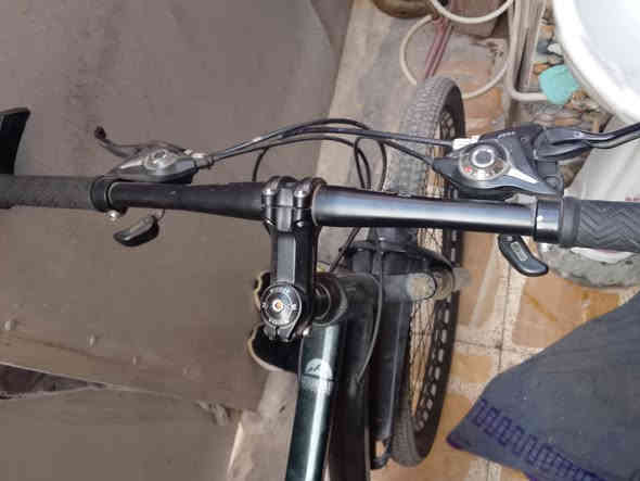 بايسكل للبيع ياباني جبلي 125
***********
