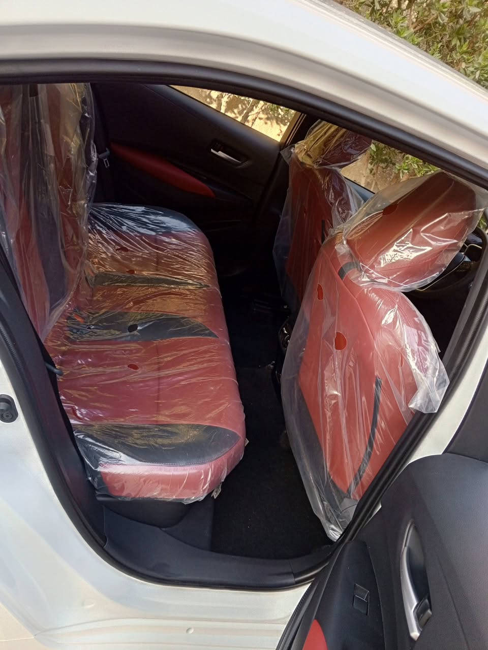 كولا موديل 2025 كفاله عامه ماشيه 1600 زيرو على وضع الشركه
السعر 165 
***********
