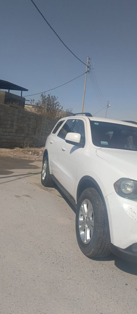 سلام عليكم 
للبيع دوج دورنكو مديل2013وارد خليجي
سياره نضيفه سنويه جديده رقم اربيل 
عنوان البصره 
سعر210بيه مجال بسيط

الرقم***********
