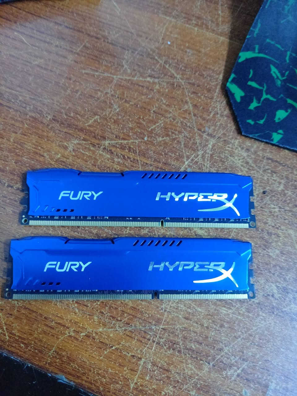 جديد غير مستخدم ومفحوص فقط الكل رام نوع ddr3 حجم 8 غيغه قطعة واحدة 1600 يعني 12800🌹 سعر القطعتين 35 الف مع التوصيل مجانا


**إذا كنت صاحب هذا الإعلان وتريد حذفه لأي سبب، رجاءا أرسل رسالة إلى الدعم الفني**