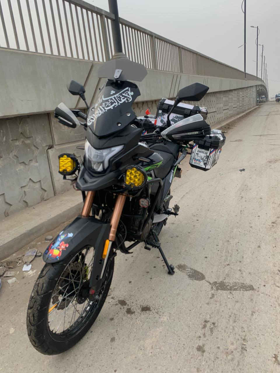 سلام عليكم دايوان دنفجر للبيع مكاني بسمايه دراجه ما نقصها اشي رقام نكليزي تحويل ثاني يوم ***********السعر 3100وبيها مجال  
بيها اضافات هواي وما متعوبه👍
