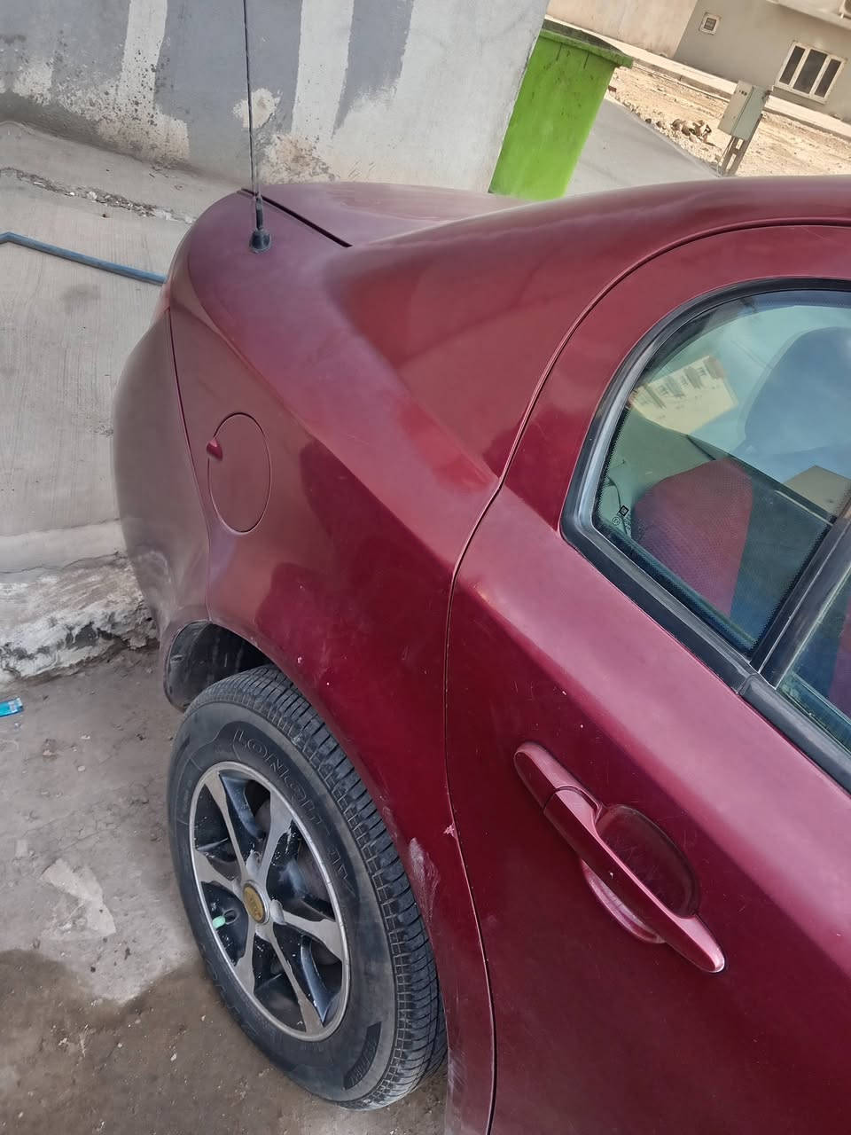 السعر 35 محرك بيه خيط تبخير رقم قادسيه موديل 2008 مكان بغداد
***********
