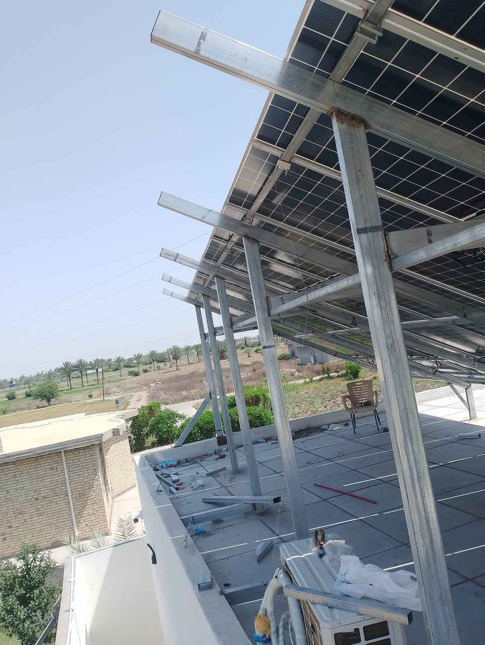 السلام عليكم مستعدون لتجهيز وتنصيب منضومات الطاقة الشمسية للمنازل والمصانع والمجمعات السكنية والدوائر الحكومية كادر هندسي متخصص خبرة طويلة في مجال الطاقة والكهرباء والسيطرة عامة صيانة لمدة سنة وضمان حقيقي من عمر المنضومة  الصور  نبذة عن العمل  *********** مهندس علي

