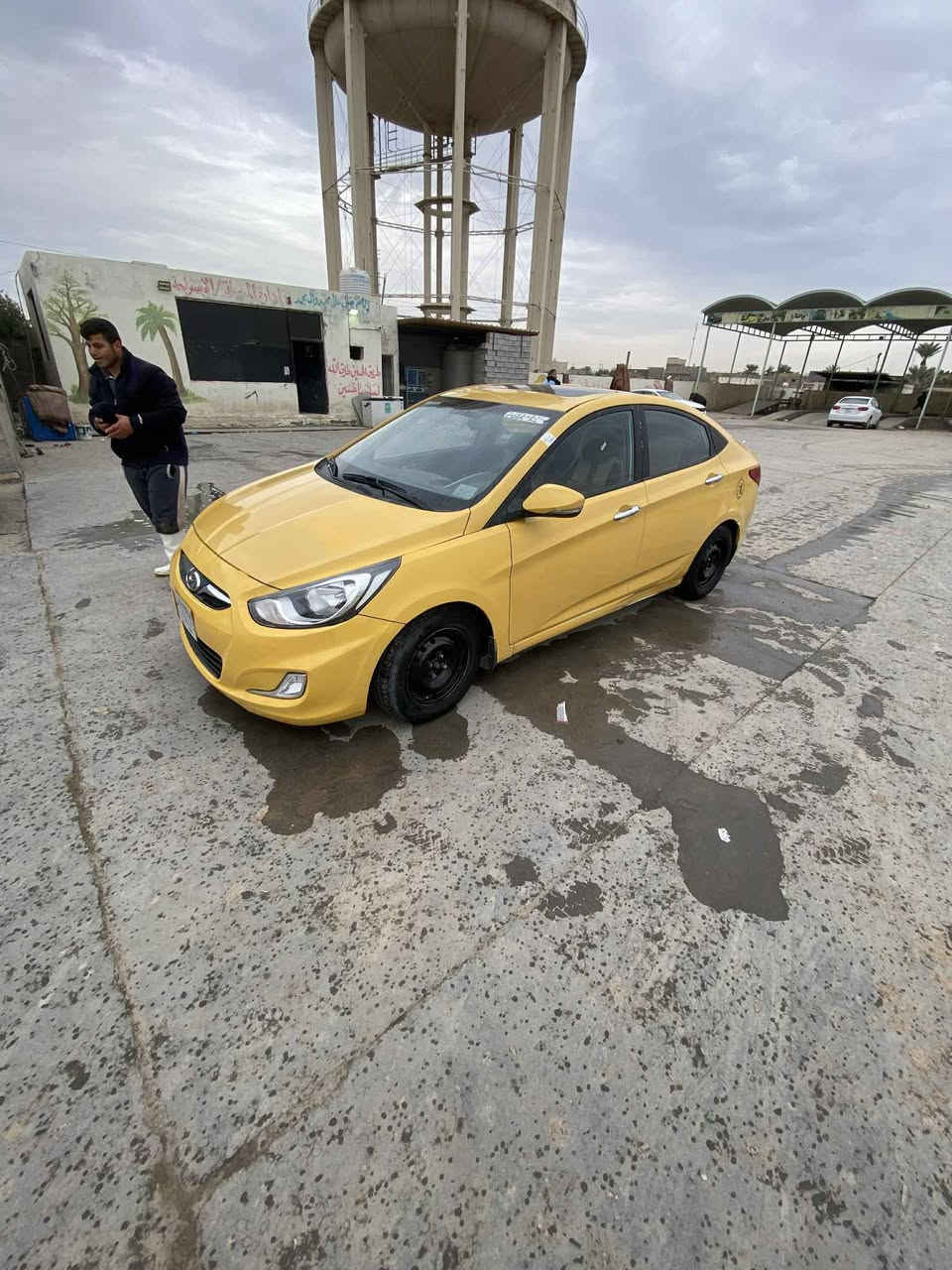 سلام عليكم اكسنت مديل 2015 غاز بانزين بيه قطعتين فتحه شاشه فول مواصفات ***********مكلف بل نشر
