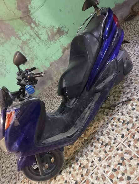 دراجه ماجسته ياباني 2010 نضيفه ماداخله تصليح ابد اوراقها كامله السعر 800 الف وبيها مجال
***********
