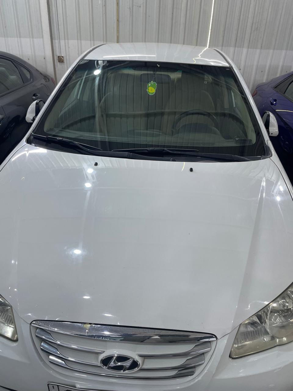 السلام عليكم/ سيارة للبيع  هونداي النترا  خليجي . موديل 2010 .رقمها بغداد الجديد انكليزي . محرك 1600 دكشن عادي  . سنوية مجددة . كير ومكينة وحدادة وتبريد  (خير من الله ).. 
    السعر    115 $ 
        وبيه مجال  وللاستفسار على هذا الرقم ***********
