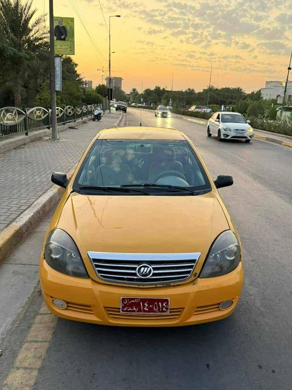 سلام عليكم ليفان 520 سياره حلوه مكينه او  كير كورله كلشي بيها شغال عوزه بس صدر  راعيها موجود ويريد ايحول عليها غرامه او هيئه 200دنزل من السعر  رقمها بغداد  مستعجل على البيع عندي ضرف  مكاني بلدياتت
اي استفسار  راسلني واتساب ***********
سعرها 23ورقه او بيها مجال
