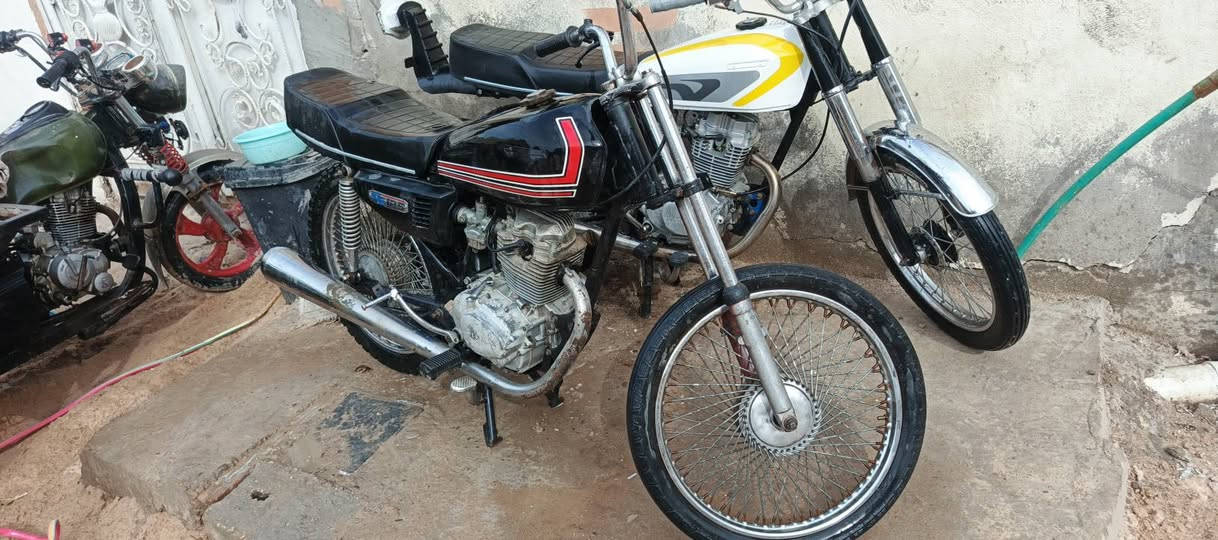 سلام عليكم دراجه البيع كلك كوفه شارع المطار سعر 225 وبيه مجال ***********
