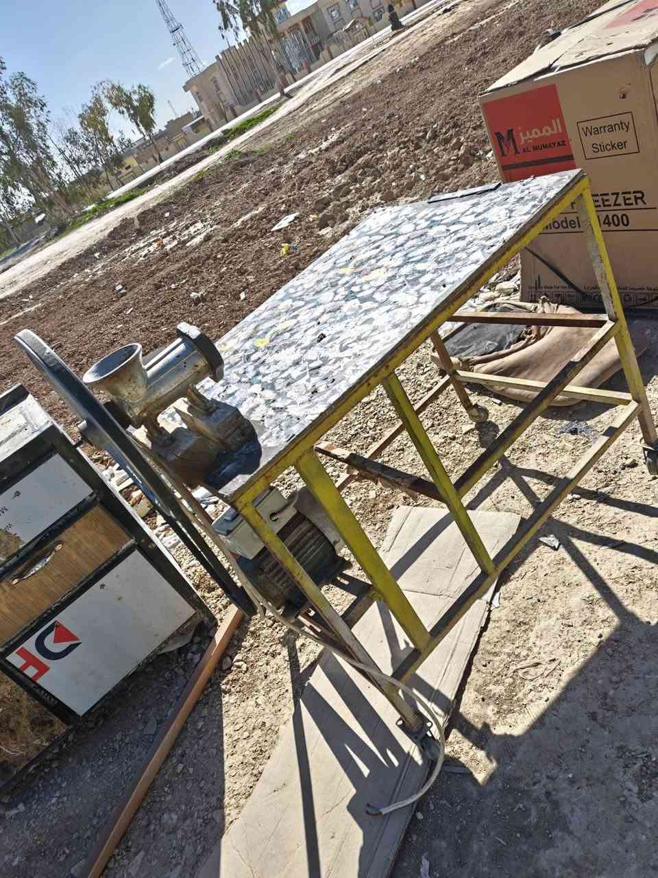 للبيع  للبيع آلة فرم لحم قوية ومتينة! 🥩 مثالية للمطاعم أو الاستخدام المنزلي. جاهزة للاستلام الفوري. لا تفوتوا الفرصة! 🤩✨ #للبيع #تجهيزات_مطبخ مقابل مديرية تربية تلعفر فوكه علوة الخضروات ***********   ***********
