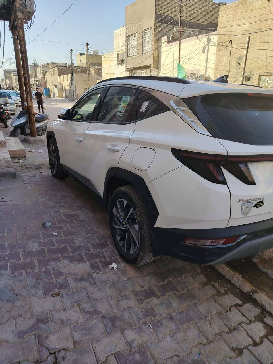 بيع فقط
هونداي توكسان 2024 رقم نحف مدور ثاني يوم  جديده مكفوله كفاله عامه ماعد هذا طخه

كلشي بيها شركه و جديده كلش استخدام شخصي

ماشيه ٢٤  الف كلشي بيها شركه حتى الحداديه بعدها بالخط الازرك و ماي الشركه الوردي براديتر

المواصفات؛

كيجات ليزري ديجيتال بصمه

ترحيب ابواب و مرايات عن الاقتراب

غرفه اسود مطعمه بابيض اوف وايت

شاشه  كامره دواره

هاندبريك بصمه

حساس امامي خلفي مري شفط

مرايات عاكسه للضوء اوتو

تبريد امامي خلفي ثلج ❄️

كشنات كهرباء ستيرن D

لدات امامي خلفي

منضومه زينون بلاد عالي ناصي

مكينه 2000 دوش ثلاث وضعيات قياده

فول تحكم ستيرن و الخ من المواصفات المعروفه …

علما السياره بحاله الوكاله من باتري و حداديه و حتى سبيره و عدتها ما نازله و كلشي بيها جديد

السعر (205) و بي مجال بسيط للشراي

الاتصال على ***********
