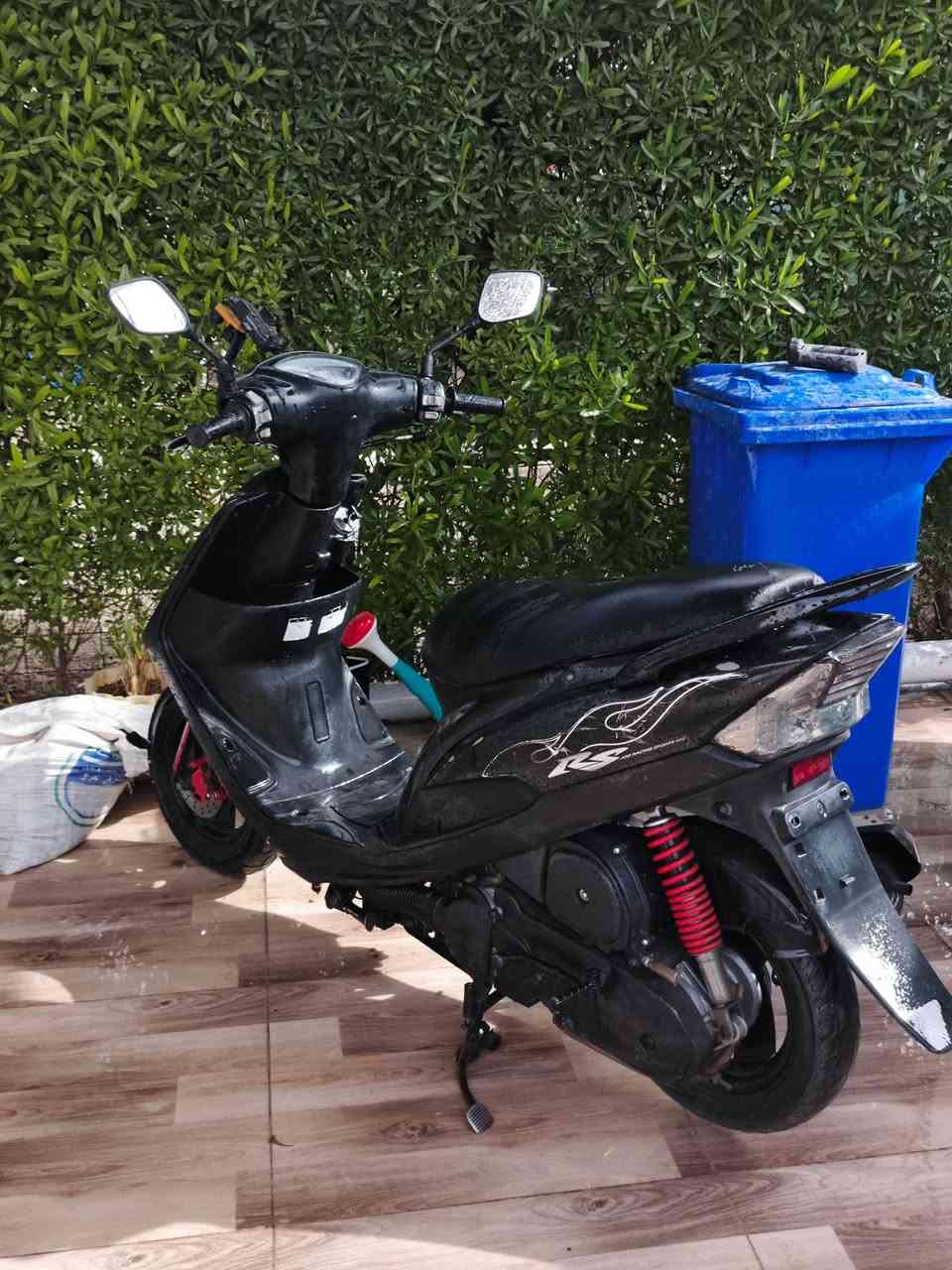 سلام عليكم ماكس عدله  2007  ماشيه 20 الف  للبيع دراجة رمبه مصار شهر مطلعها كفاله عامه نكرة سلف     سعر ( مليون)  ***********
