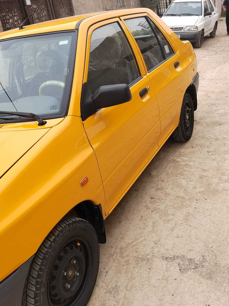 السلام عليكم سايبه موديل 25 ماشيه ٥٠٠٠مكاني بغداد الزعفرانيه السعر ٧٧ رقم ***********
