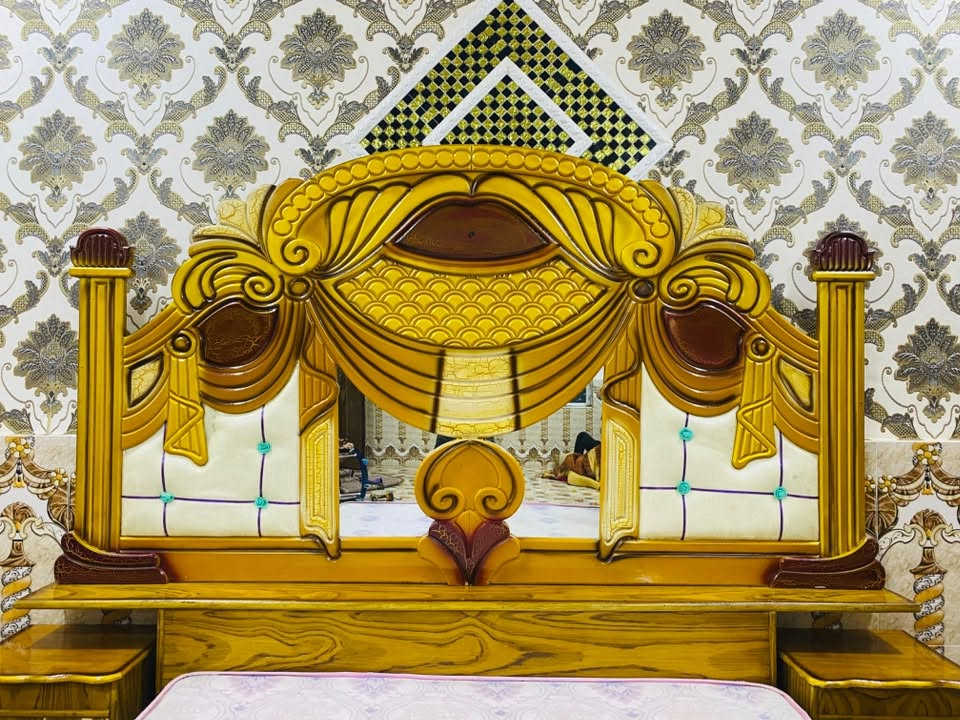 سلام عليكم يوجد غرفه نوم مستخدمه السعر 750وبي مجال للبيع العنوان الرمانه يم الجسر الاستفسار ***********
