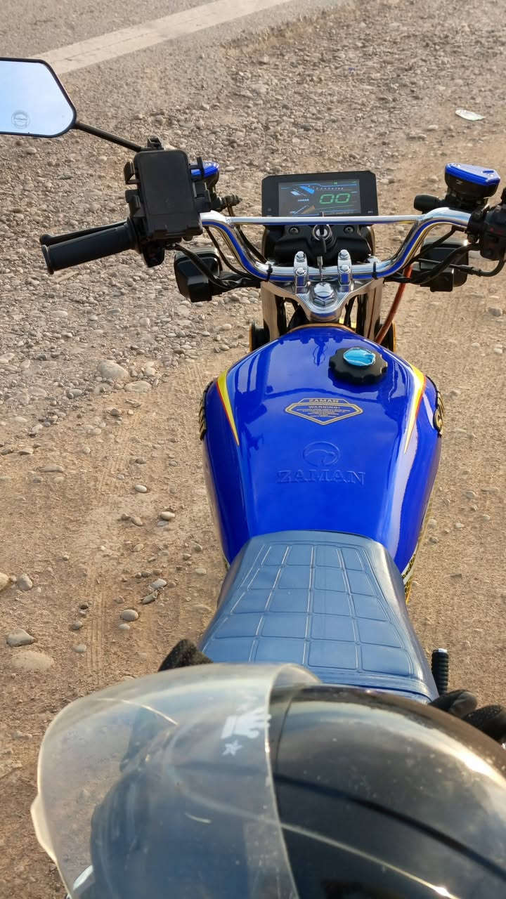 السلام عليكم
دراجه نوع سافين زامان موديل ٢٥ دراجه خير من الله محرك ٢٠٠ سعرها ٧٧٥ وبيها مجال كلج دهن يعني مو عادي إلي مو شراي لا تعبني رقمي *********** موجود خاص هم
