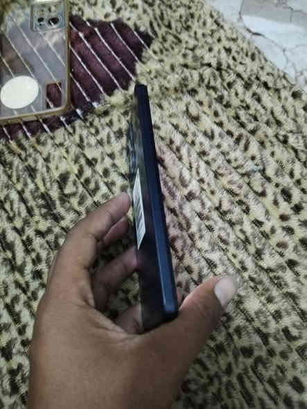 السلام عليكم
ريدمي نوت 12 
جهاز نضيف كلش
ومابي. اي شي
وبدون ملحقات
السعر. 150 وبي مجال 
شراي تعال وتدلل
***********
