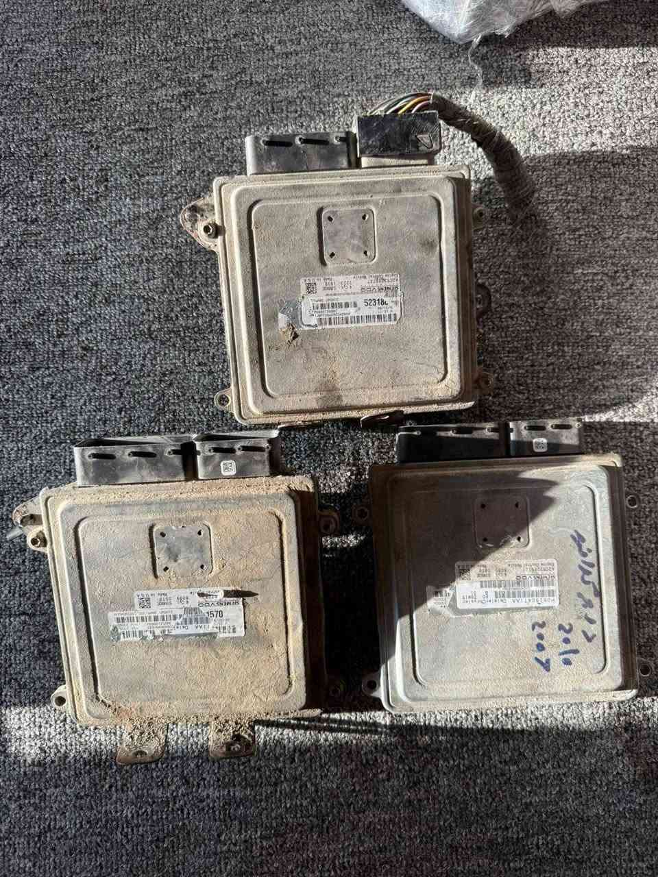 عقول افنجر سي ٢٠٠ كاليبر
قواعد فيوزات
***********
بي واتساب
