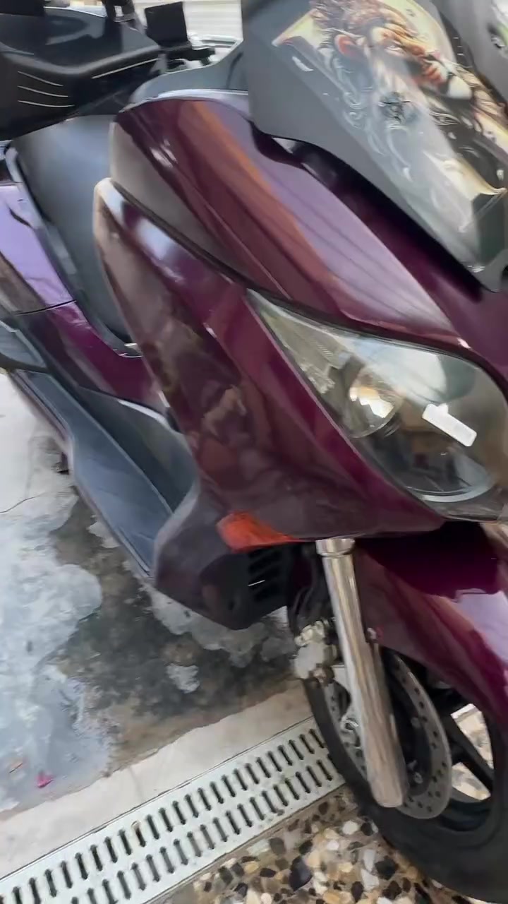 سلام عليكم شباب دراجه فورزه 010الدراجه خير من الله سبع نمر ستان كهرباء نيكل اي نقص مابيه هاي صوره تجي بنفسك وشوف نضافته خير من الله بنزين كله محسن مكينه خرسه السعر مليون 750وبيه مجال بصيط رحمه الوديكم المو شراي لا يتعبني هاي صور دراجه كدامك وبنز كلج جديد شاده العنوان بغداد شرطه خامسه ‭***********‬هاتفاوراقه كله كامله
