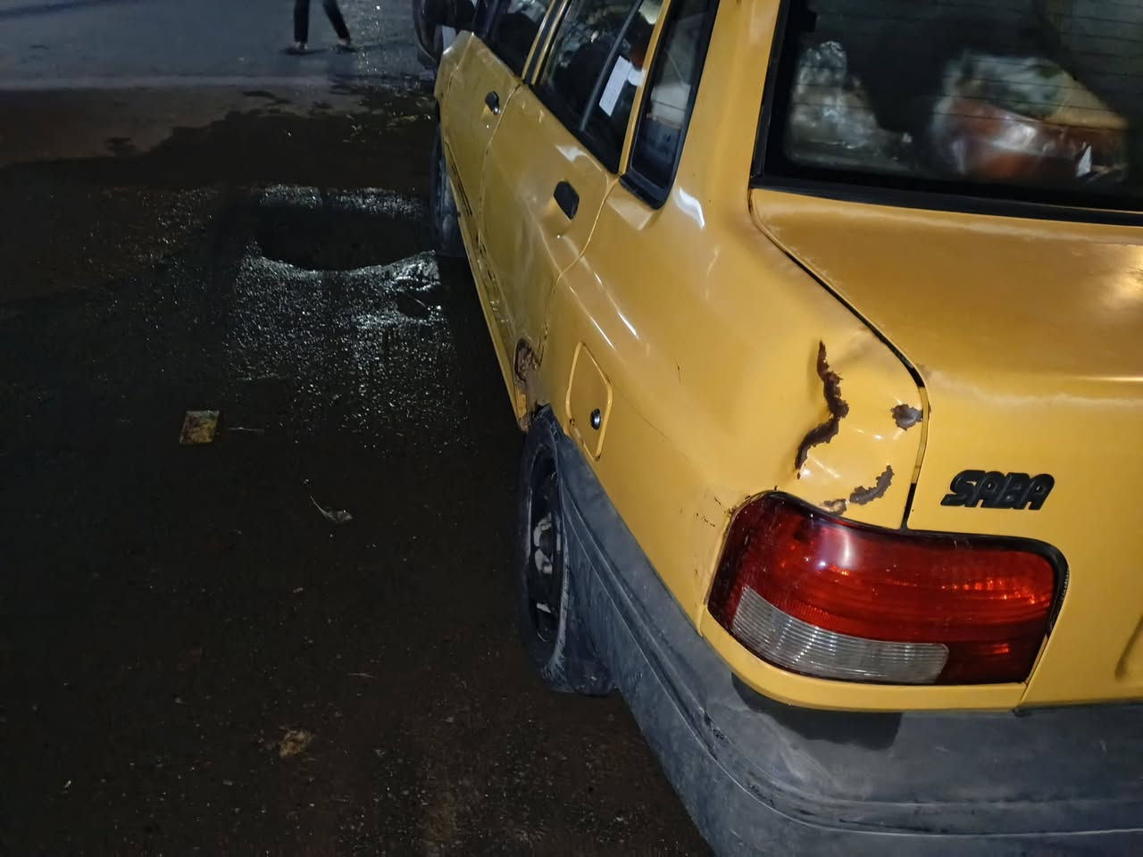 سايبه 2011 مصفره هيه وغرامات رقم انكليزي جديد محرك بي تبخير صدر امامي خلفي جدد تخم تاير جديد كهربائياتهه شغاله بيه خياسات بل الصندوك شواصيهه بلاديه مابيهن لافطر ولاكسر السعر 20 ورقه وبيه مجال للطيبين الرقم *********** /واتساب ***********
